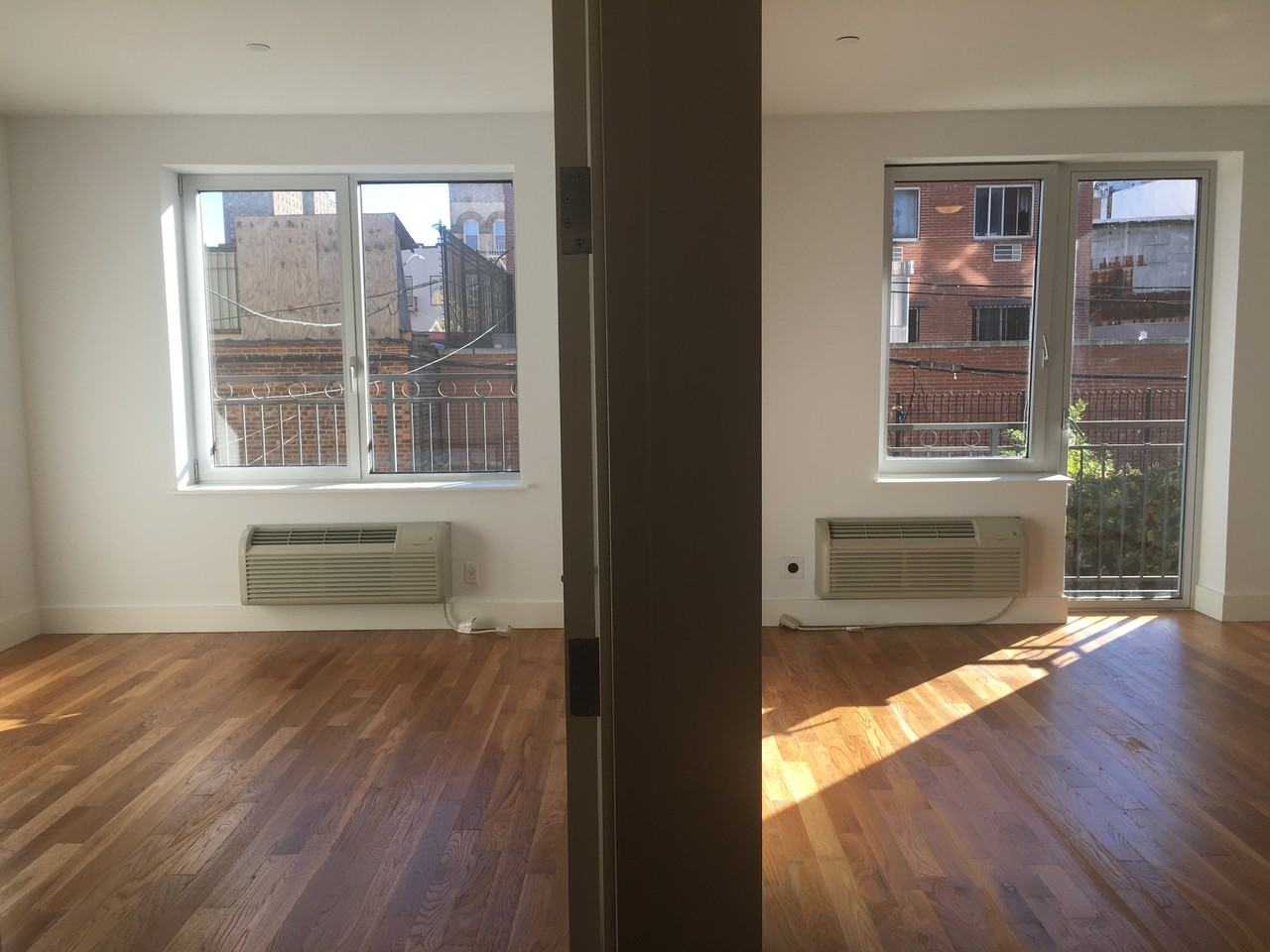 114 Seigel St #002B