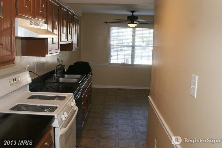 14858 Dorian Dr - Photo 2 of 3