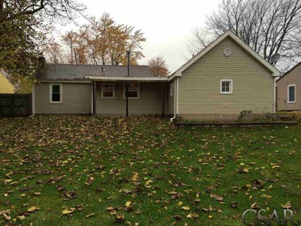 410 Lamb St - Photo 2 of 9