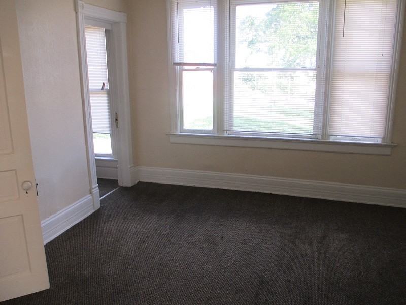 1923 N 36th St - Photo 2 of 10