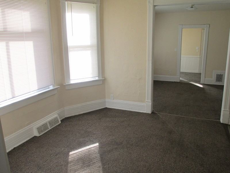 1923 N 36th St - Photo 3 of 10