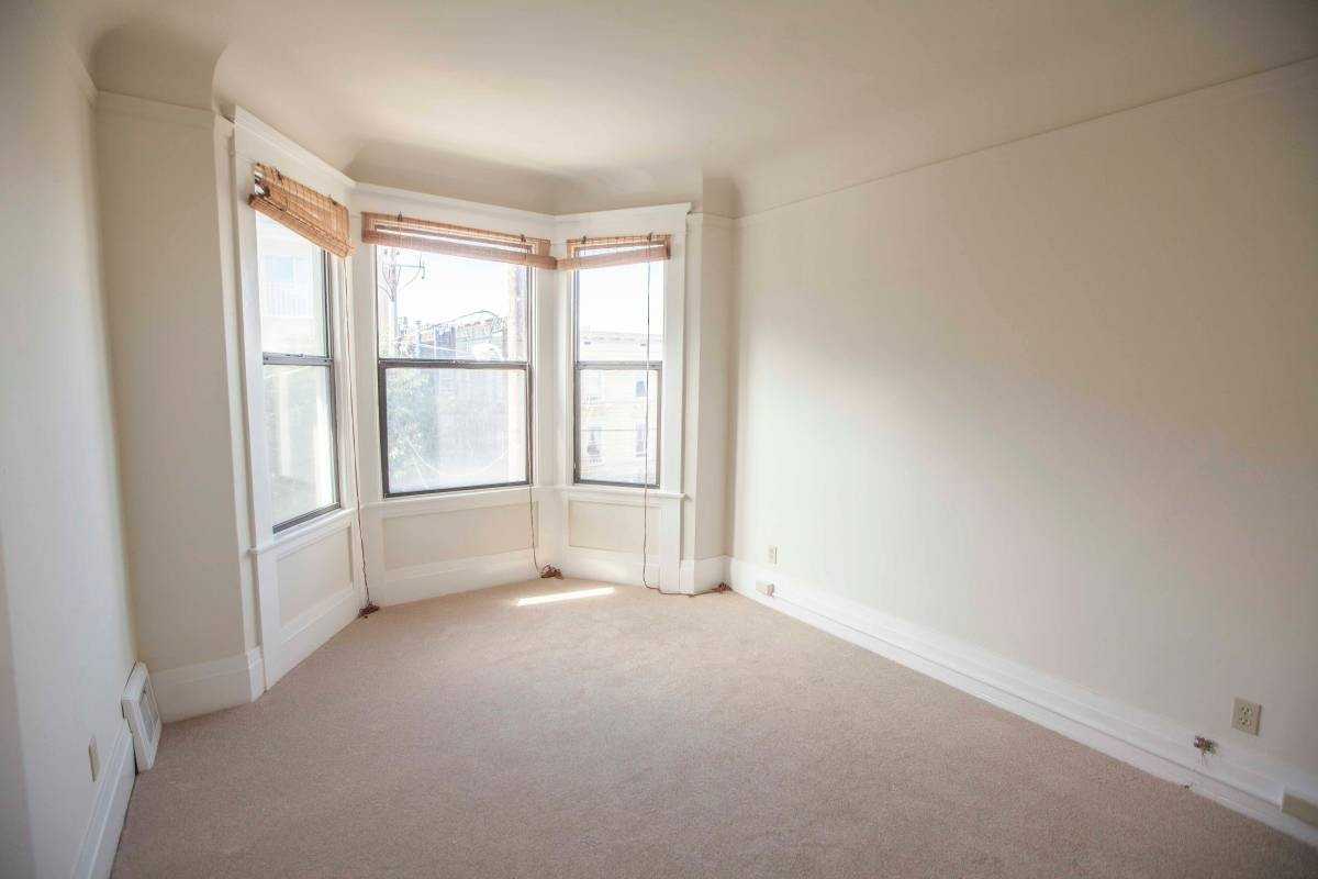 2224 Mason Street - Photo 2 of 10