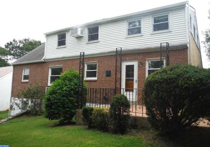 525 Montier Rd - Photo 3 of 24