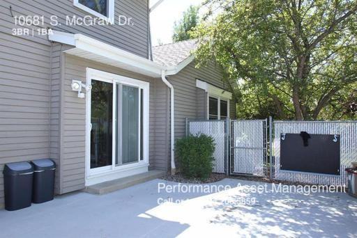 10681 S McGraw Dr - Photo 3 of 21