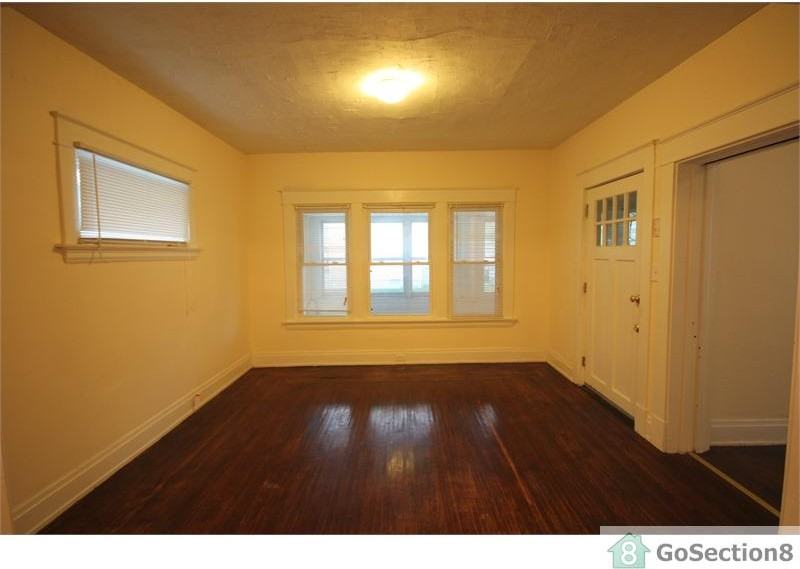 1610 Dauner Ave - Photo 2 of 22