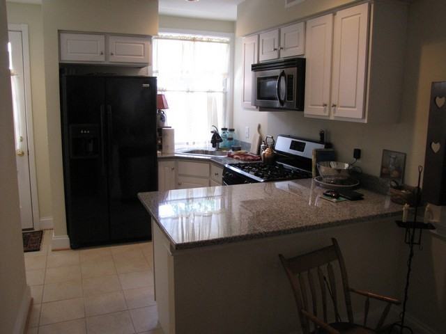 11 W Lock Ln - Photo 3 of 9