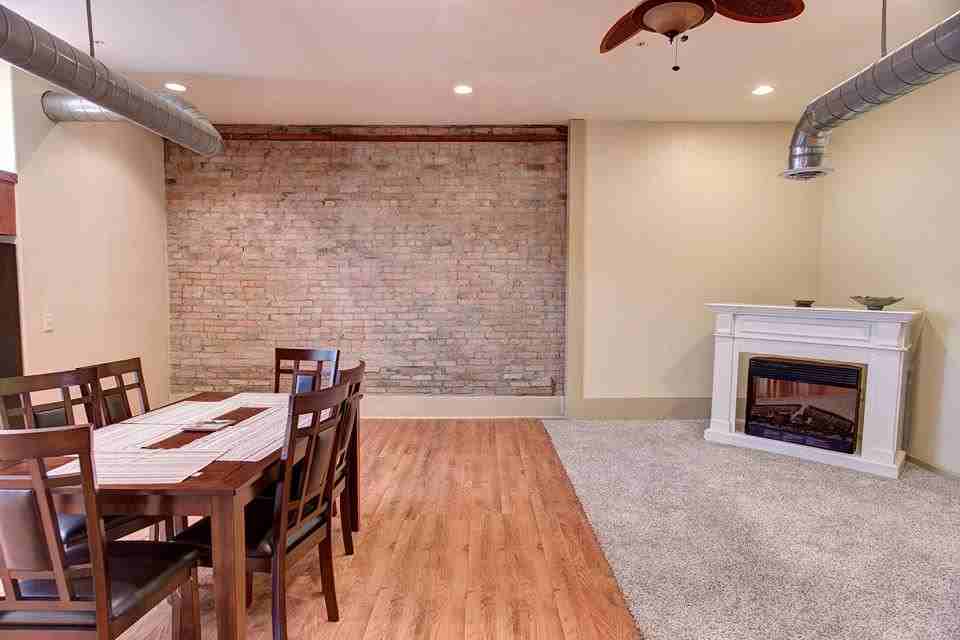 111 S Santa Fe Ave - Photo 3 of 20