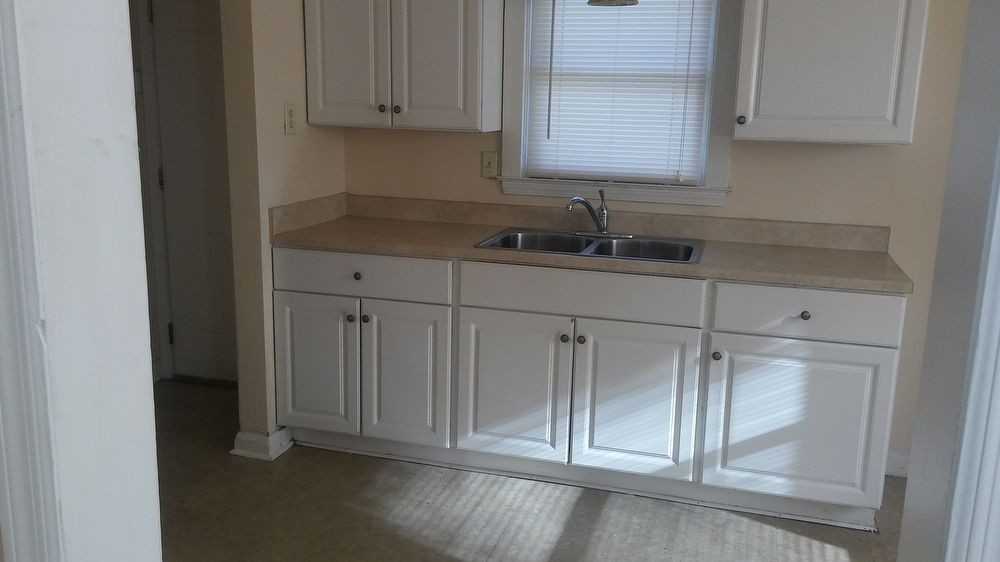 4650 N 77th St - Photo 3 of 12