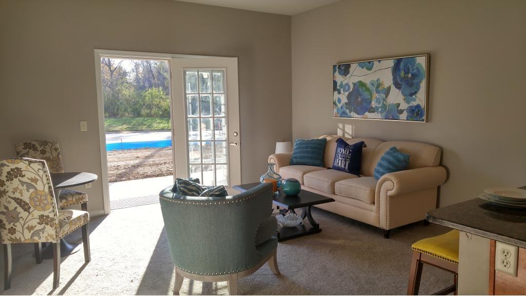 The Community Apartments at Antioch Crossing 5300 NE Chouteau Trafficway, Kansas City, MO