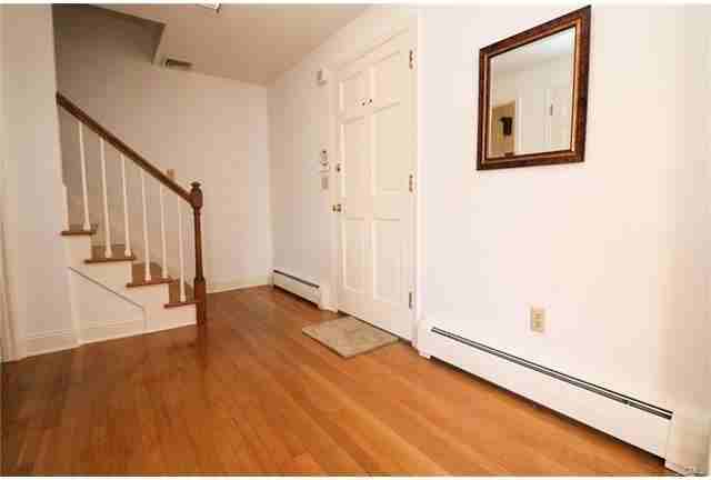 35 Gray Rock Rd - Photo 2 of 21