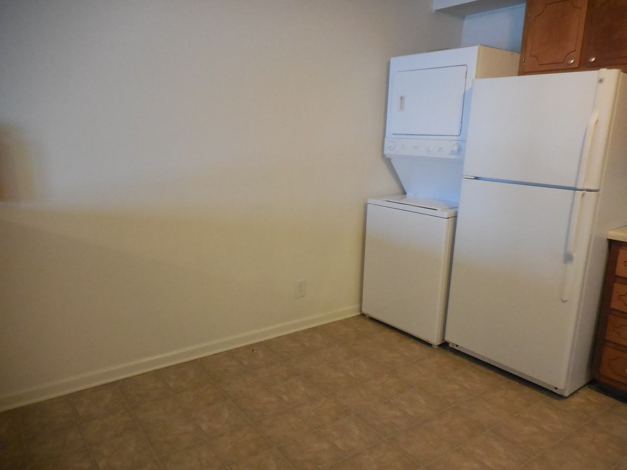 Cranklen Circle Apartments - Photo 2 of 10