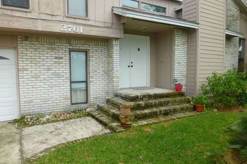 2761 Treasure Cove Ln - Photo 3 of 28