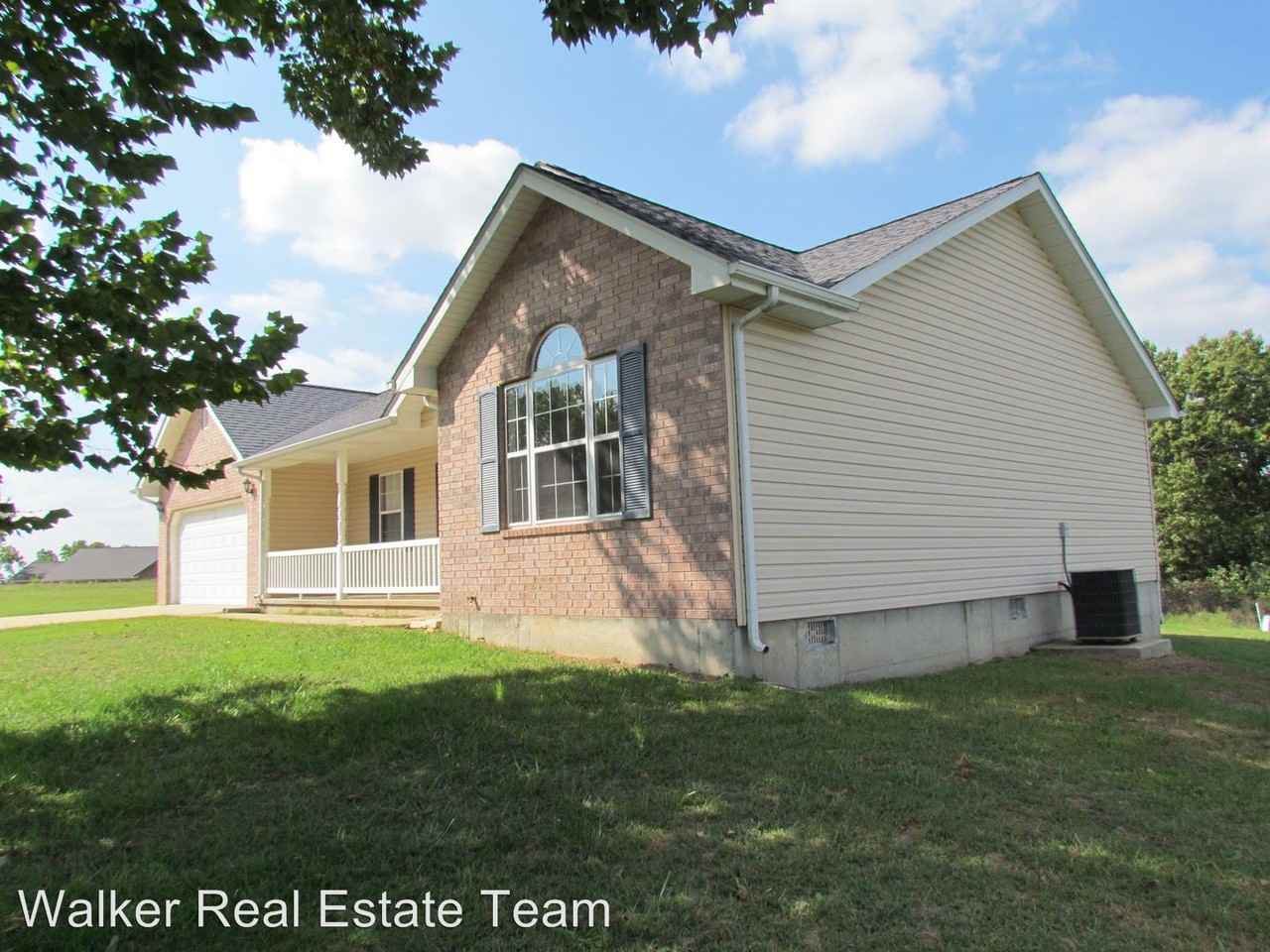 16940 Limestone Ln - Photo 3 of 39