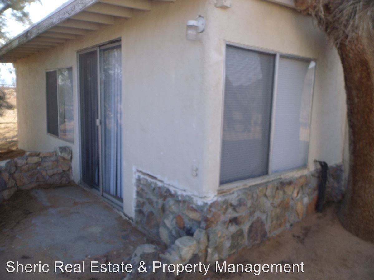 1717 Goat Mountain Rd - Photo 2 of 12