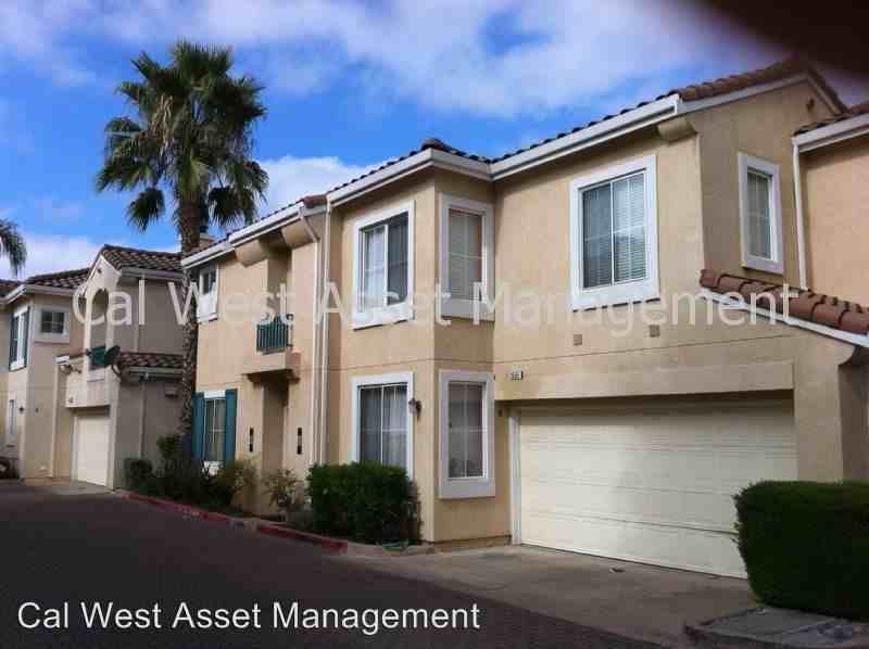2591 Canary Palm Ct - Photo 3 of 9