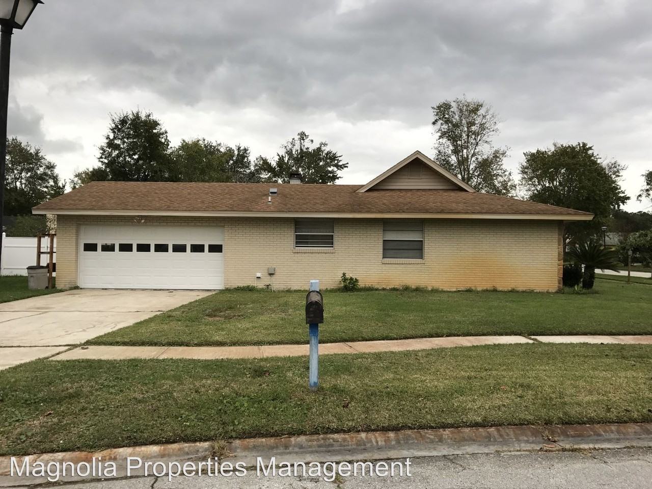 3254 Stan Rd - Photo 2 of 23