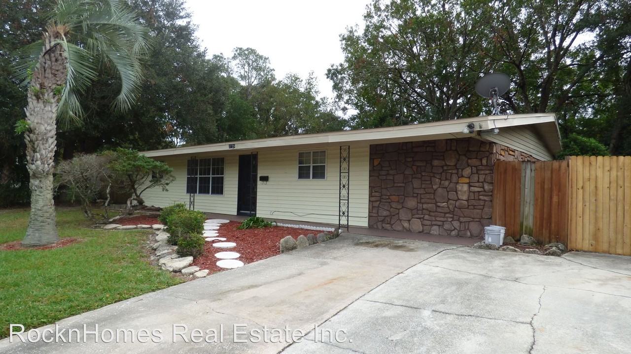 11724 Keel Dr - Photo 2 of 17