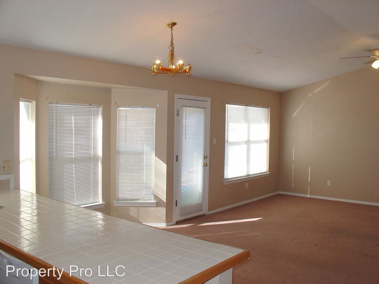 8008 Lynnhaven Pl NW - Photo 3 of 20