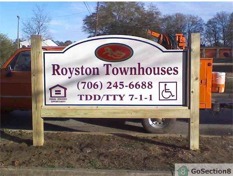 135 Spring St - Photo 3 of 3