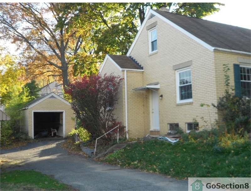 1326 23rd St NE - Photo 2 of 4