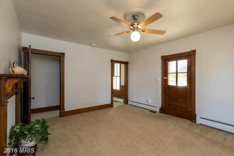 4940 Bicknell Rd - Photo 3 of 20