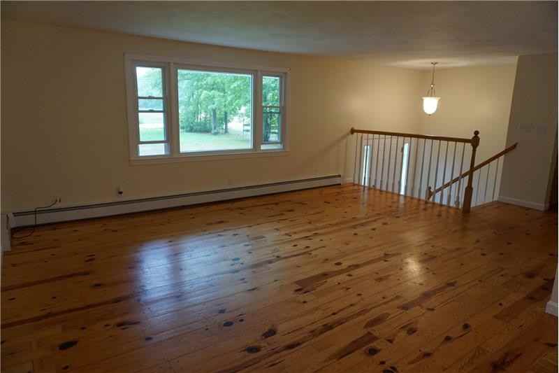 15 Plain Rd - Photo 2 of 24