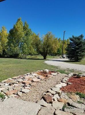 755 N 8th St - Photo 2 of 6