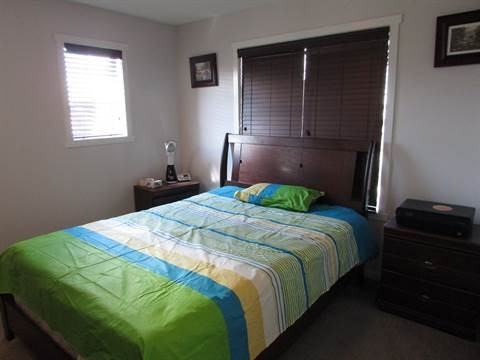 2179 32 St NW - Photo 3 of 6