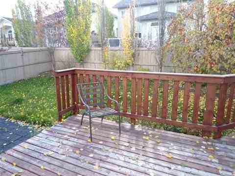 457 Norway Crescent - Photo 3 of 6