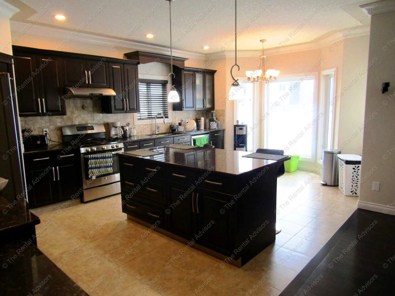 14037 161a Ave NW - Photo 3 of 15