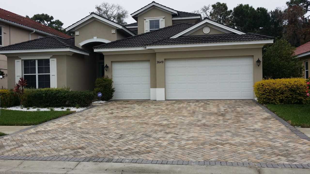 2649 Grand Lakeside Dr - Photo 2 of 21