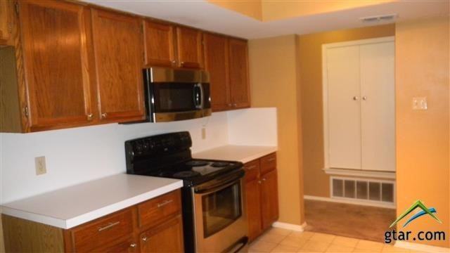 2504 Villa Court - Photo 2 of 7