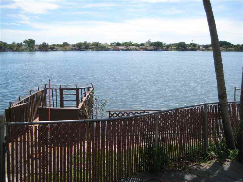 5512 N Park Rd - Photo 2 of 8