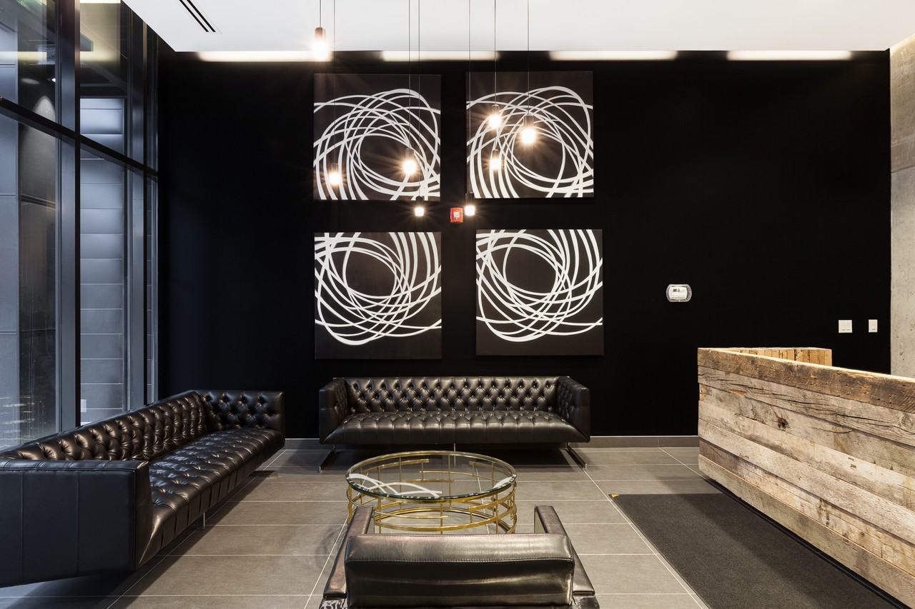 Glasshouse Skylofts - Photo 2 of 8