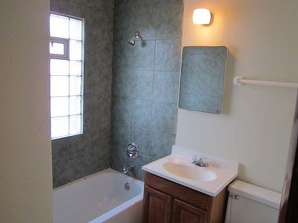 3532 S 22nd St - Photo 3 of 6