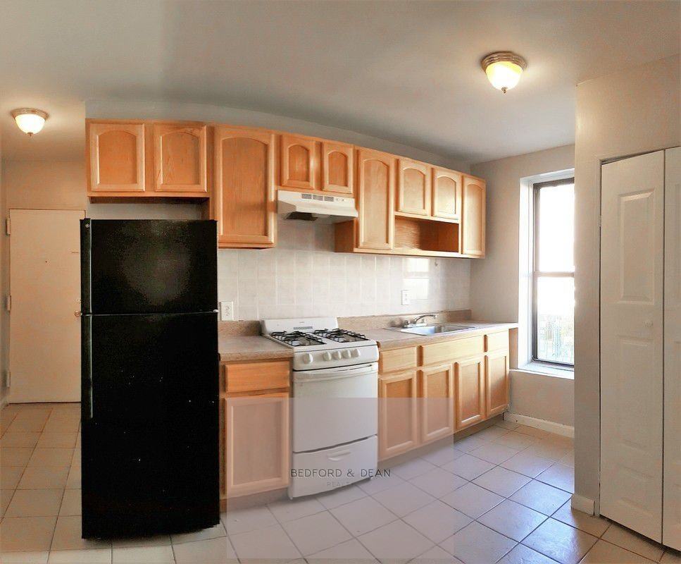 692 Knickerbocker Avenue #2L - Photo 2 of 7