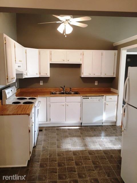 109 Broadrick St - Photo 2 of 10