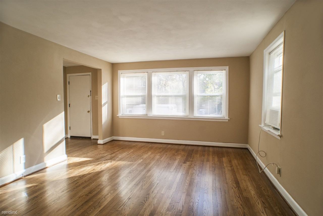 7215 Amherst Ave - Photo 3 of 8