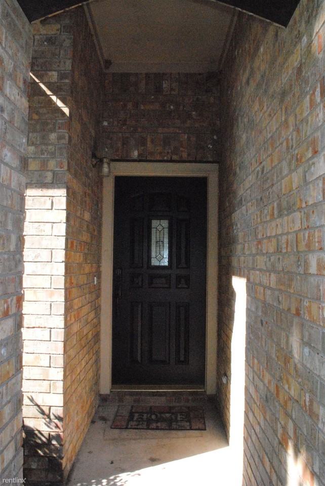 1308 4 Cabin Ct - Photo 2 of 22