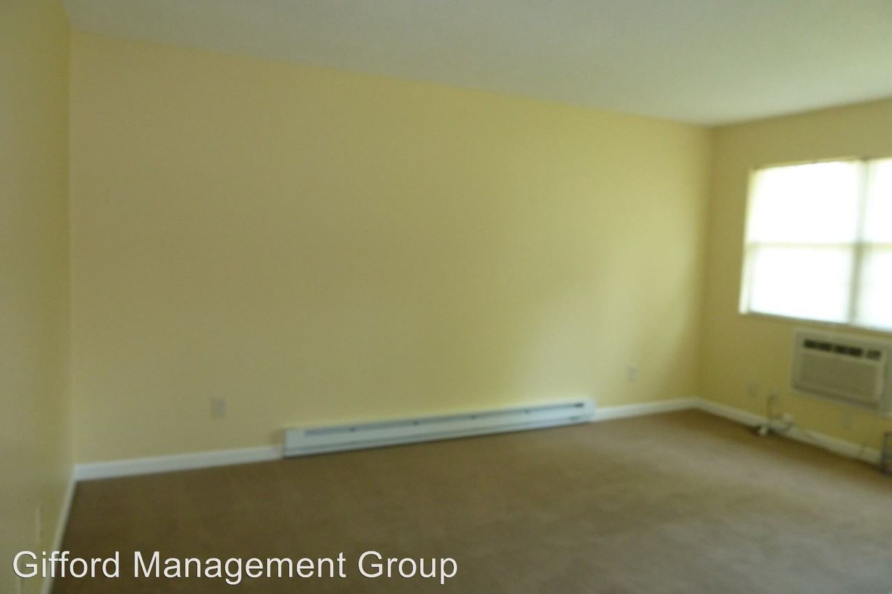 950 Hanson Ave #A - Photo 3 of 9