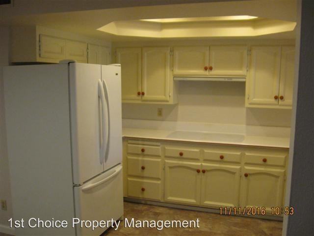 4567 Foxenwood Ln - Photo 3 of 18