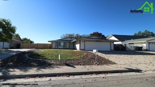 2857 Starlight Blvd - Photo 3 of 28