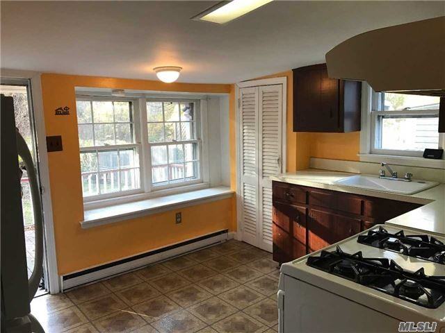 117 Brookside Ave - Photo 3 of 9
