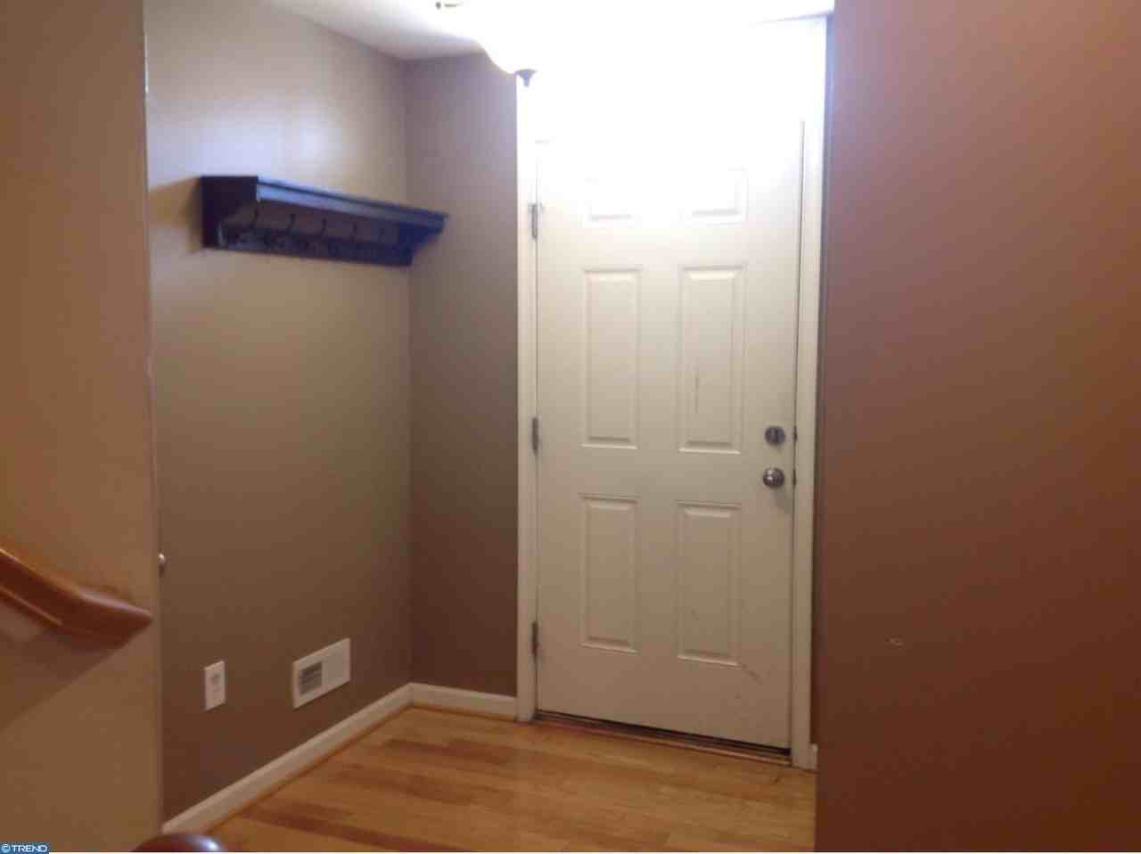 62 River Ln - Photo 3 of 6