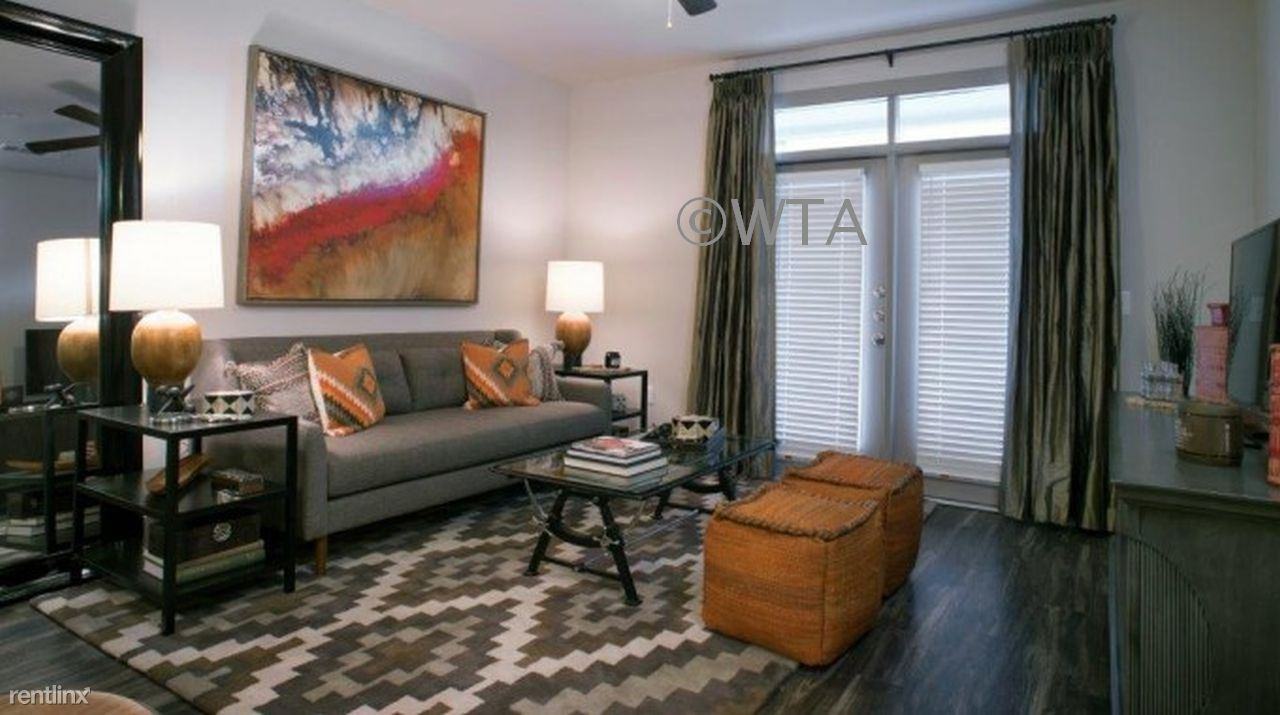 Vance Jackson and UTSA Boulevard Apartments in San Antonio, TX 78249