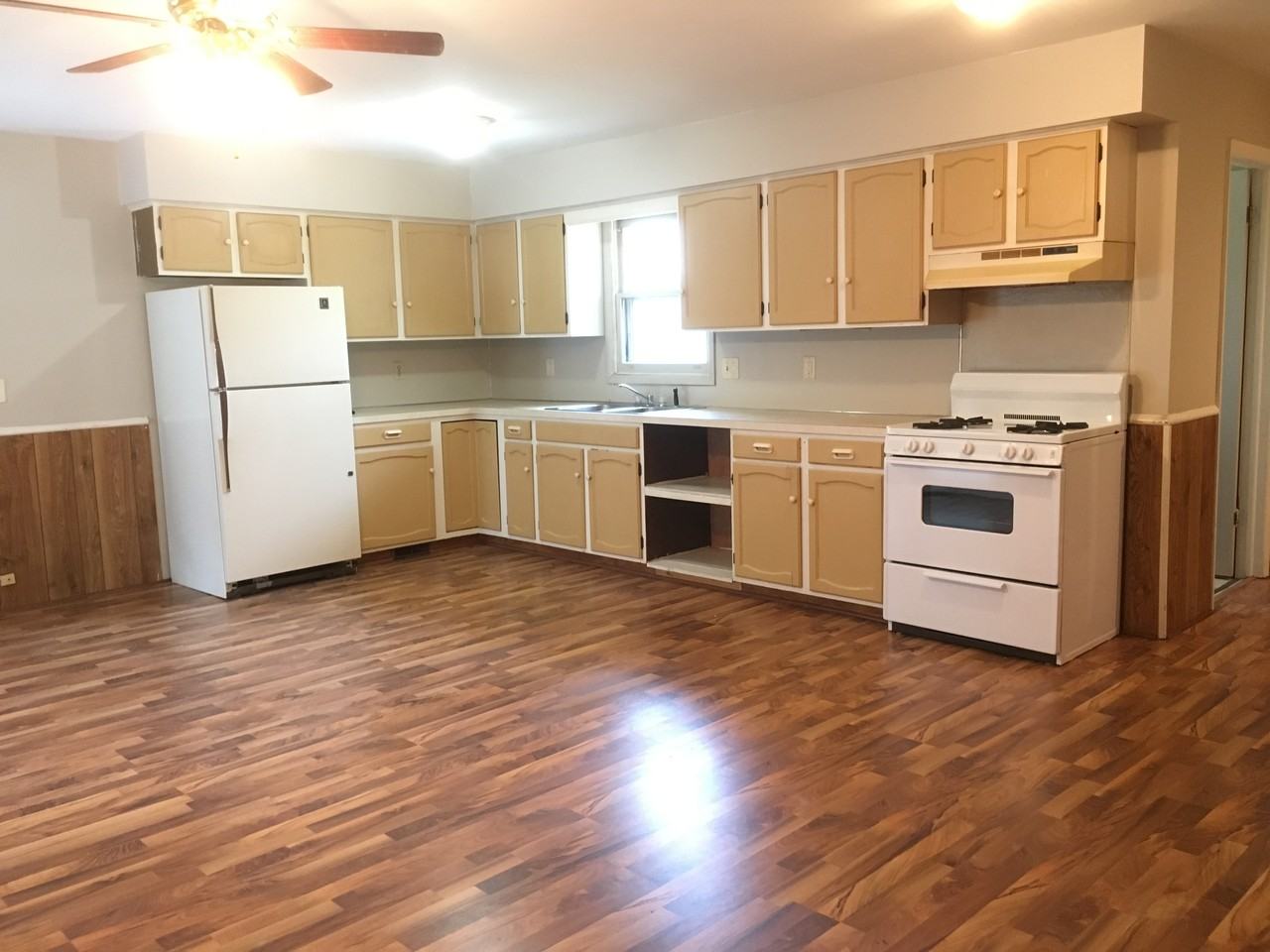 3989 142nd Ave - Photo 2 of 11