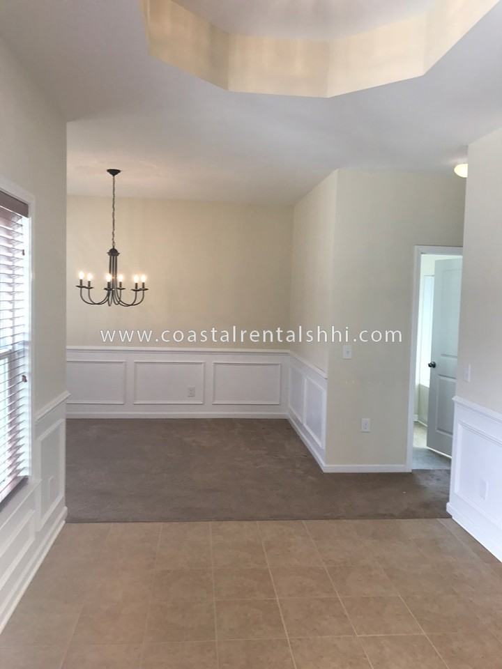 12 Wolf Creek Cove - Photo 3 of 34