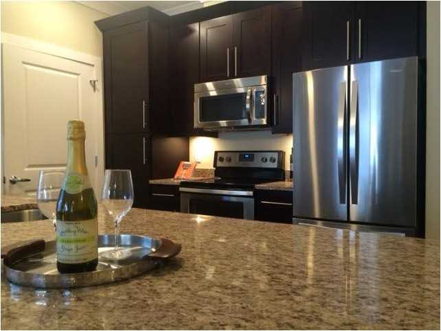 Matrix Hudson - Photo 3 of 19