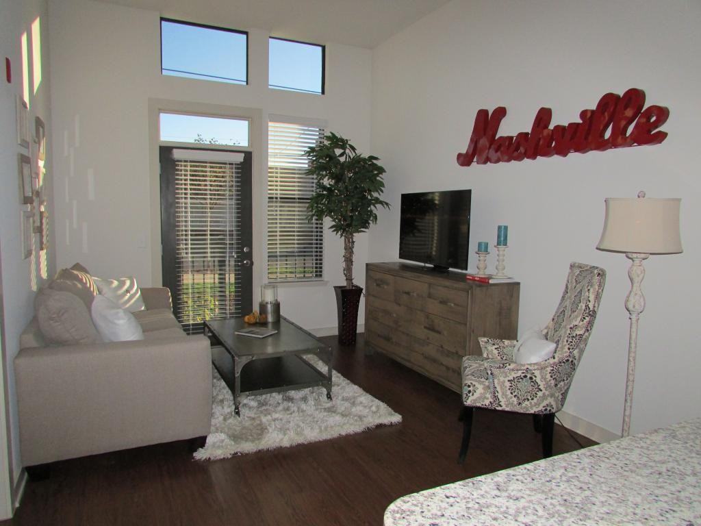 West 46th - Photo 3 of 20