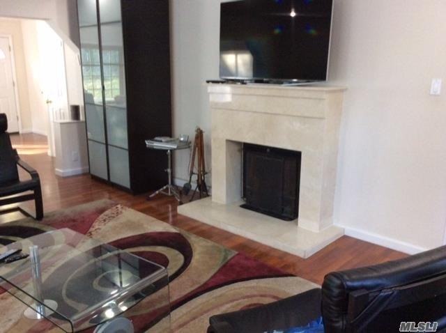 2 Devonshire Ln - Photo 2 of 6